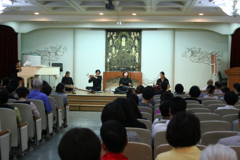 ұ 2560(2016) óԿų