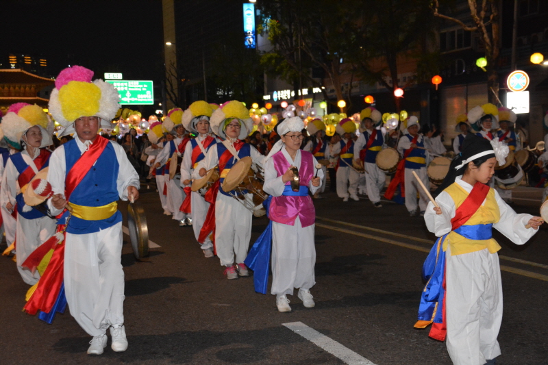 ұ 2561(2017) óԿų 