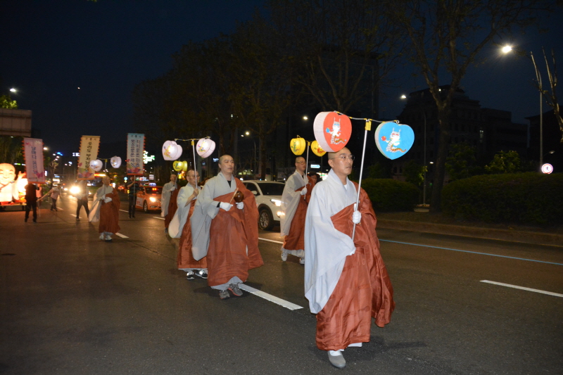 ұ 2561(2017)  óԿų(53)